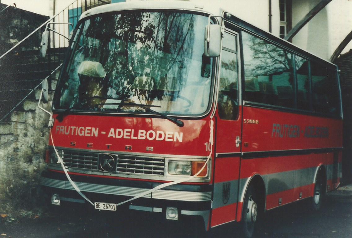 AFA Adelboden - Nr. 10/BE 26'701 - Setra (Jg. 1982/ex Frhlich, Zrich) am 21. November 1987 in Amsoldingen, Kirche