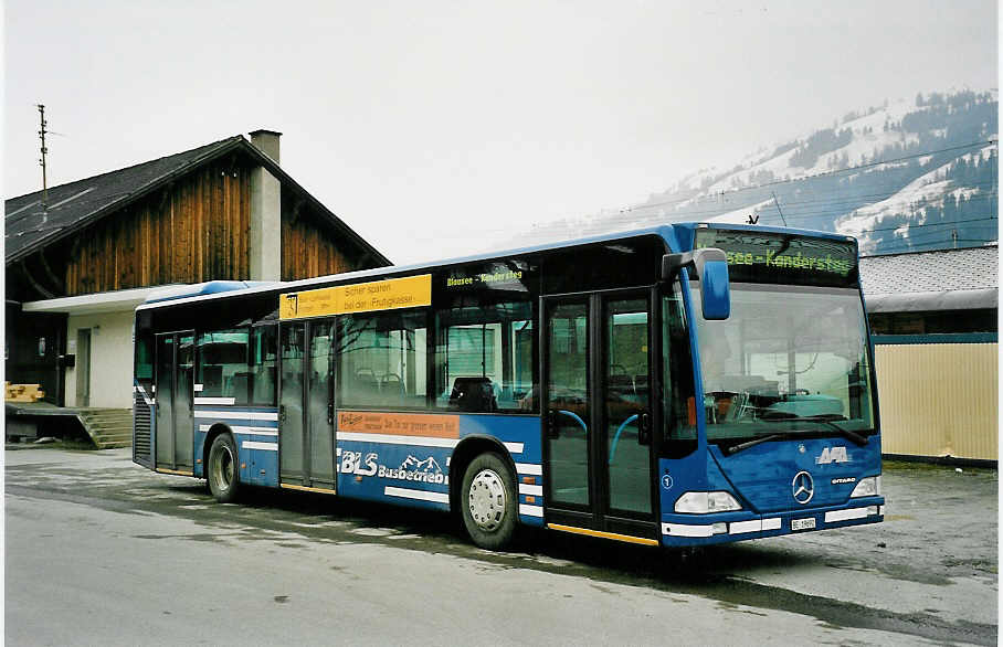 AFA Adelboden - Nr. 1/BE 19'692 - Mercedes (Jg. 1999) beim Gterbahnhof Frutigen