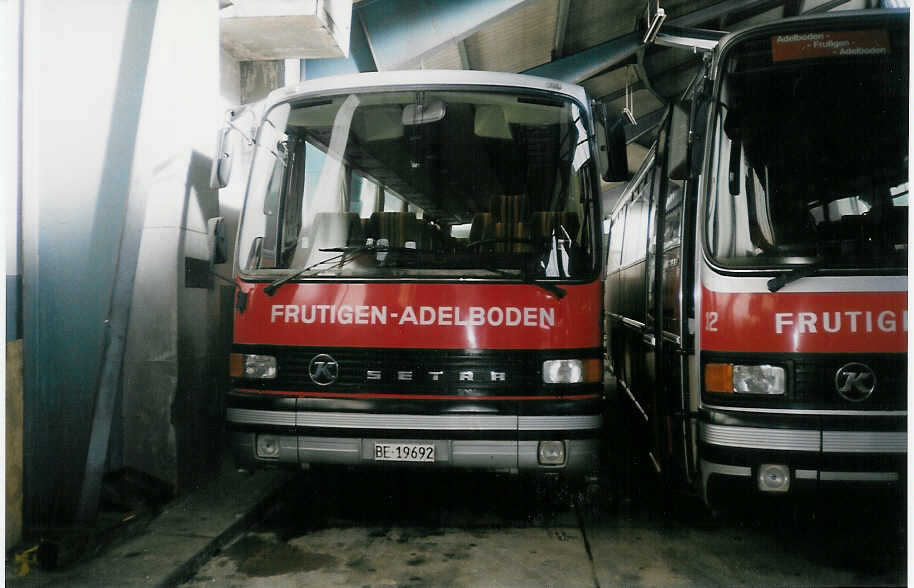 AFA Adelboden - Nr. 20/BE 19'692 - Setra (Jg. 1977/ex Hauser, Gryon) am 30. Dezember 1993 im Autobahnhof Adelboden