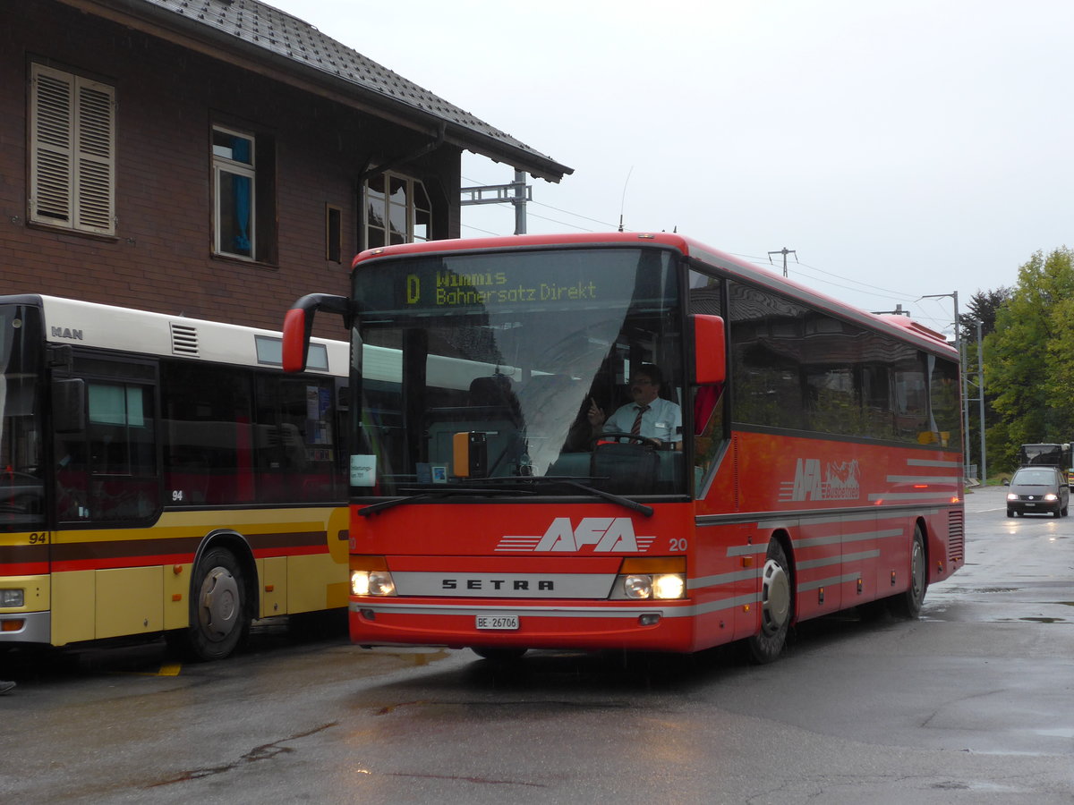 AFA Adelboden - Nr. 20/BE 26'706 - Setra (Jg. 2003/ex Nr. 6) am 13. Oktober 2014 beim Bahnhof Wimmis