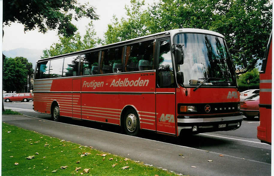 AFA Adelboden - Nr. 23/BE 26'773 - Setra (Jg. 1985) am 15. Juli 1999 in Thun, Lachen