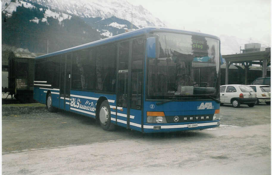 AFA Adelboden - Nr. 2/BE 25'802 - Setra (Jg. 1996) am 17. Februar 1997 beim Gterbahnhof Frutigen