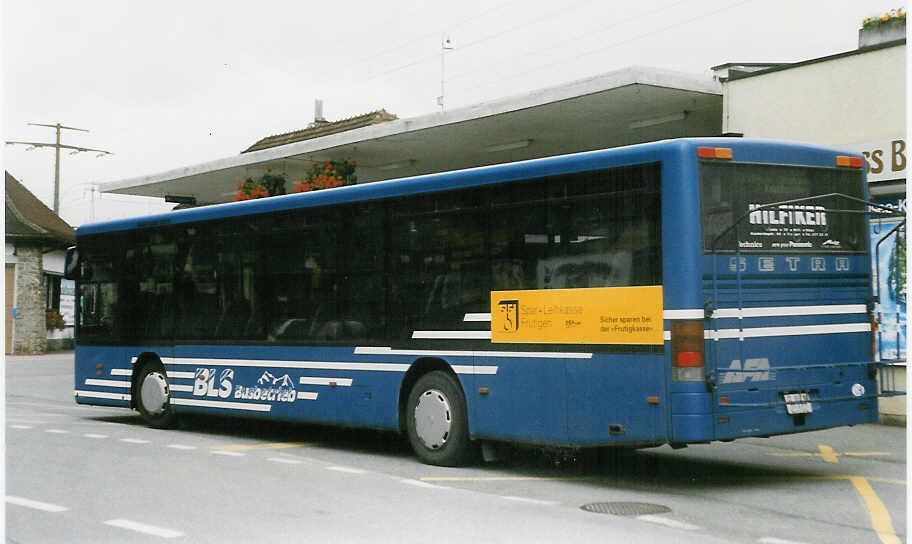 AFA Adelboden - Nr. 2/BE 25'802 - Setra (Jg. 1996) am 8. Juli 1998 beim Bahnhof Frutigen