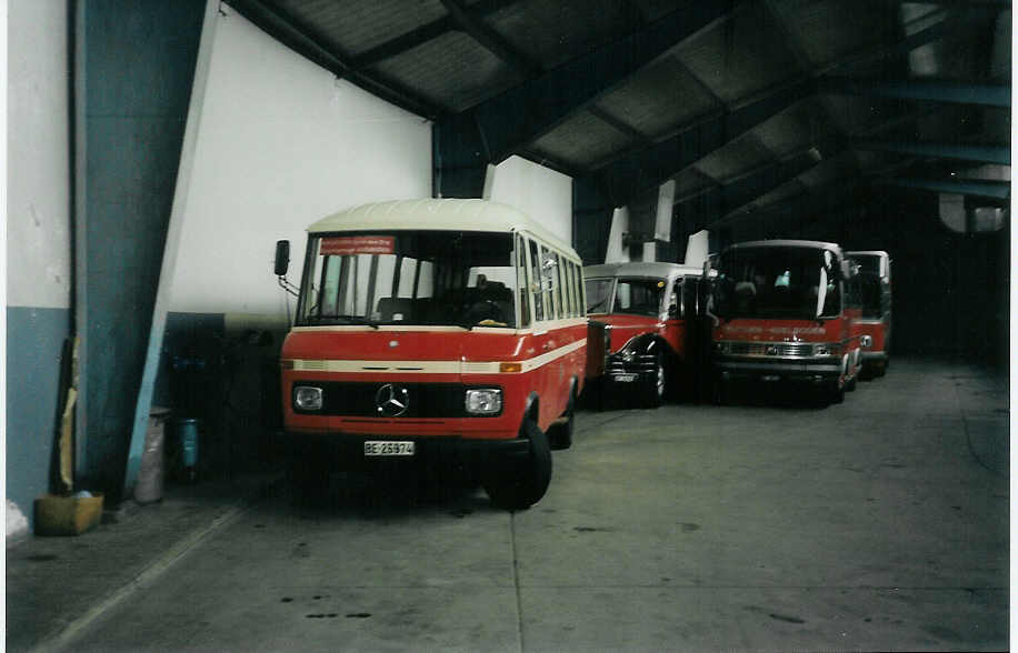 AFA Adelboden - Nr. 5/BE 26'974 - Mercedes (Jg. 1980/ex Balmer, Grindelwald) am 25. Juli 1991 im Autobahnhof Adelboden