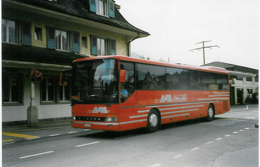 AFA Adelboden - Nr. 7/BE 26'707 - Setra (Jg. 1997) am 29. Juni 1998 beim Bahnhof Frutigen