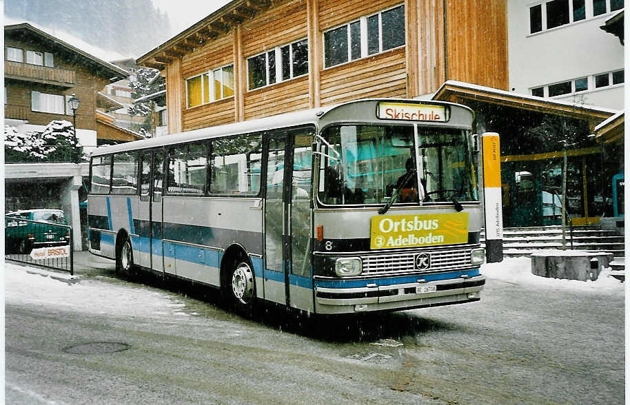 AFA Adelboden - Nr. 8/BE 26'708 - Setra (Jg. 1981/ex TPYG Yverdon Nr. 2) am 30. Dezember 2000 beim Autobahnhof Adelboden