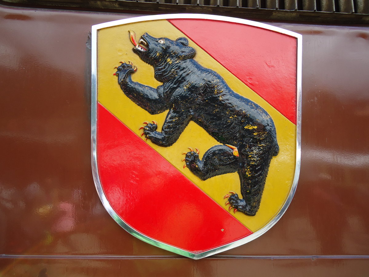 Berner-Wappen auf der BLS-Lokomotive - Nr. 273 - am 30. Juni 2013 in Frutigen, 100 Jahre BLS