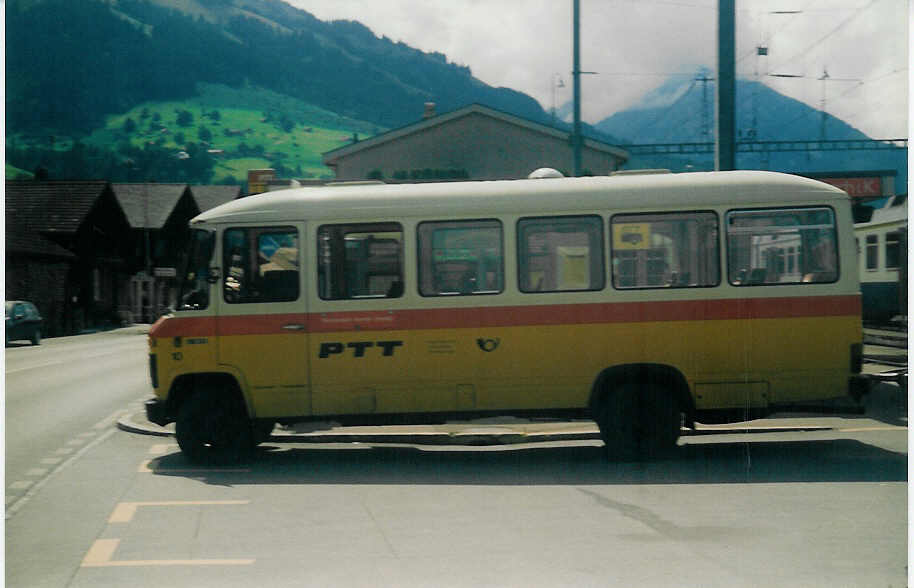 Geiger, Adelboden - Nr. 10/BE 90'275 - Mercedes am 25. August 1996 beim Bahnhof Reichenbach