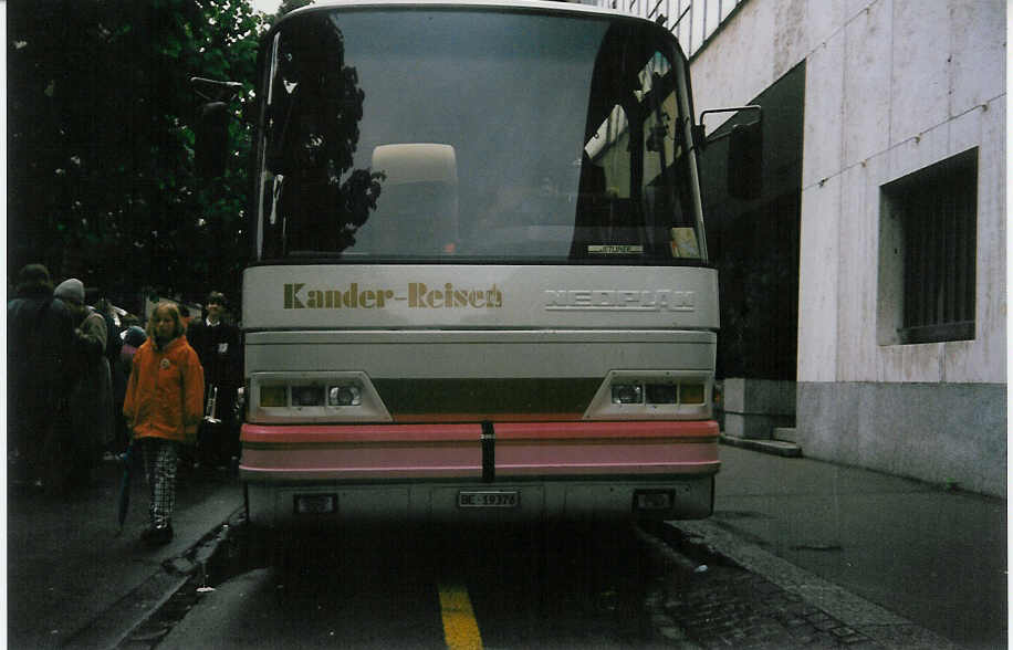 Kander-Reisen, Frutigen - Nr. 4/BE 19'376 - Neoplan am 8. Mai 1997 in Zrich, Kongresshaus