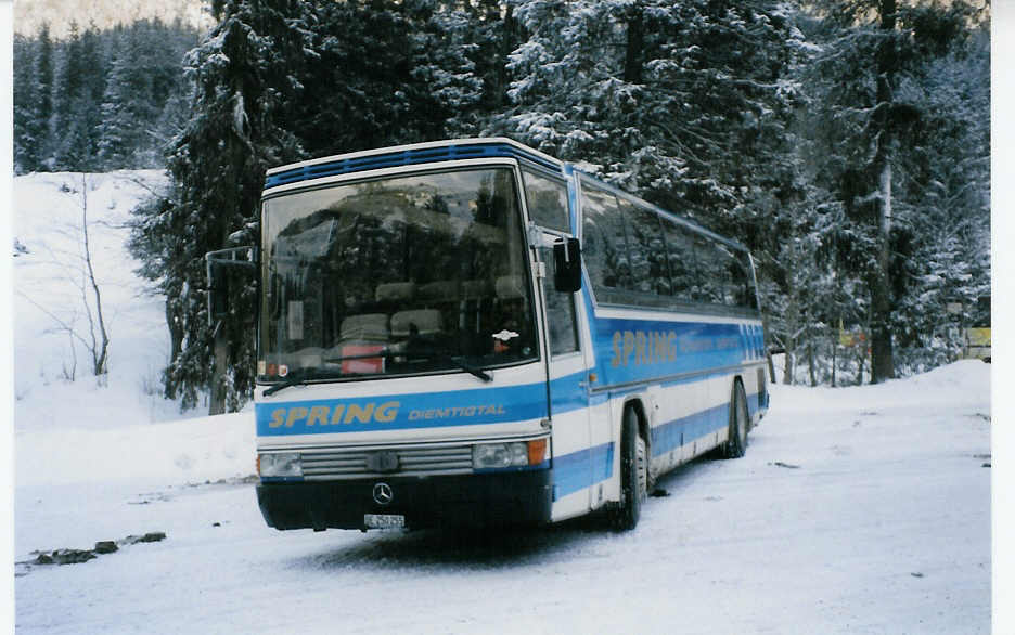 Spring, Schwenden - BE 250'255 - Drgmller/Mercedes am 12. Januar 1999 in Adelboden, Unter dem Birg