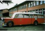 Rllin, Rotkreuz - Nr. 1/ZG 32'459 - FBW/R&J (Jg. 1952/ex AFA Adelboden Nr. 1) am 14. Juni 1998 in Uster, Schulhausplatz