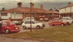 VW-Kfer beim Motel in Kozina am 10. Juni 1985 in Jugoslawien